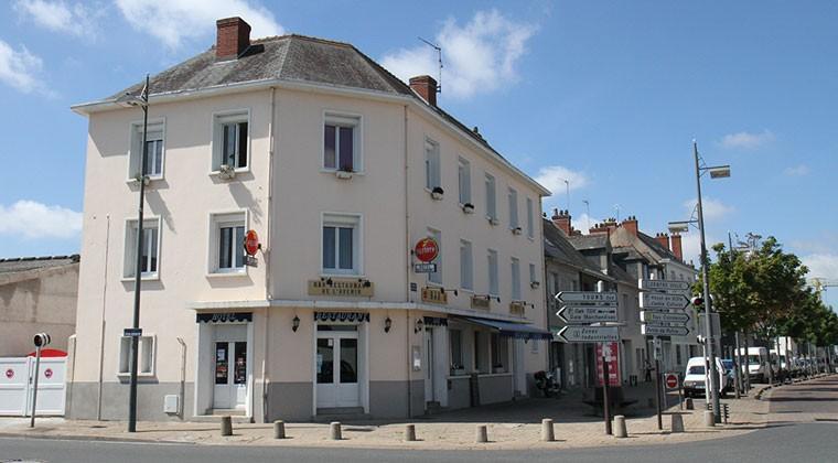 Hotel Restaurant L'Avenir Saint-Pierre-des-Corps Ngoại thất bức ảnh