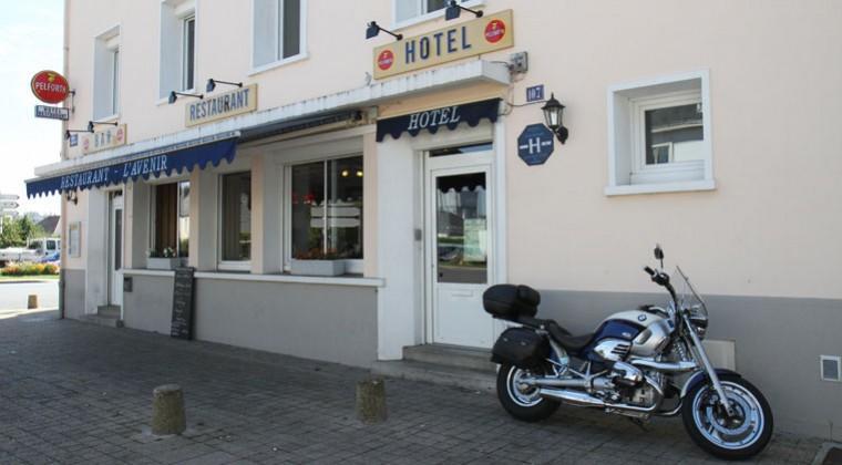 Hotel Restaurant L'Avenir Saint-Pierre-des-Corps Ngoại thất bức ảnh